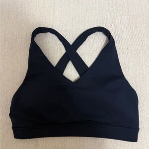 Lululemon Envital (D/DD cup) size 8
